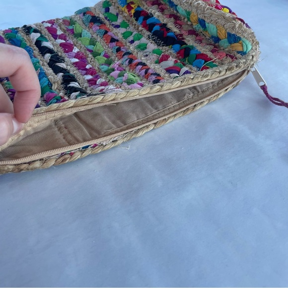 Colorful Woven Clutch - Picture 6 of 14